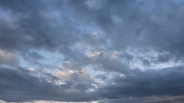 Donkere Lucht Met Wolken — Stockvideo