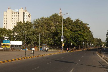 Bharat Sanchar Nigam 'ın boş yolu Balasaheb thackeray mumbai maharashtra Hindistan' ın ölümüyle sınırlı.