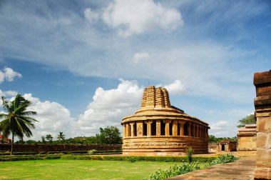 Durga Tapınağı 7. yüzyıl, Aihole, Karnataka, Hindistan Mirası