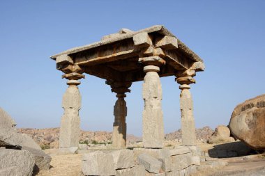 Hemkuta Hill, Hampi, Vijayanagar, UNESCO Dünya Mirası alanı, Deccan Platosu, Taluka Hastanesi, Bellary Bölgesi, Karnataka, Hindistan