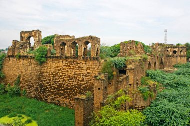 Asar Mahal M.S. 1646 yılında Muhammed Adil Shah tarafından inşa edildi, Bijapur, Karnataka, Hindistan Mirası 