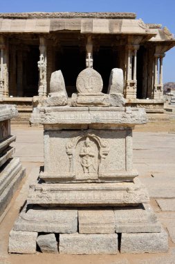 Tulsi Vrindavan, Hampi, Vijayanagar, UNESCO Dünya Mirası alanı, Deccan Platosu, Taluka Hastanesi, Bellary Bölgesi, Karnataka, Hindistan