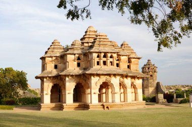 Lotus Mahal, Hampi, Vijayanagar, UNESCO Dünya Mirası alanı, Deccan Platosu, Taluka Hastanesi, Bellary Bölgesi, Karnataka, Hindistan
