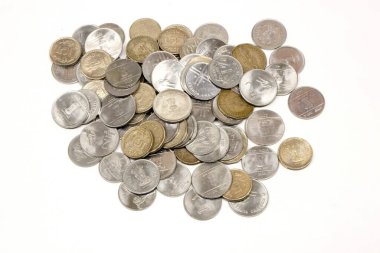 Beyaz arkaplanda Hint paraları