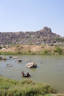 Tungabhadra Nehri, Ancient Köprüsü, Hampi, Vijayanagara, UNESCO Dünya Mirası Sitesi, Bellary, Karnataka, Hindistan