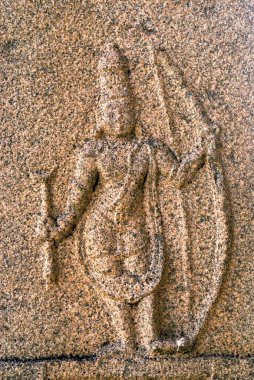 Hindistan, Karnataka, Hampi 'de Kadalekalu Ganesha' nın önündeki sütunlu salonda Sri Rama. 