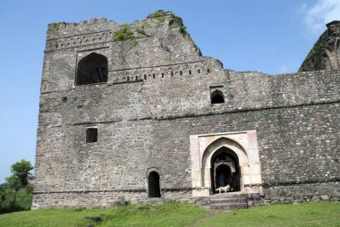 Mandu 'daki Chappan Mahal Sarayı Madhya pradesh Hindistan Asya