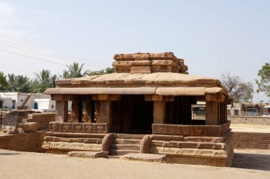 Gaudar Tapınağı, Aihole, erken batı Chalukya, M.S. 450 M.S. _ 750, Bagalkot Bölgesi, Karnataka, Hindistan