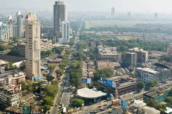 Worli, Bombay, Mumbai, Maharashtra, Hindistan yakınlarındaki gökdelenlerin havadan görünüşü 