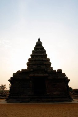 Mahabalipuram 'daki Shore Temple, Hindistan' ın Tamil Nadu, Mahabalipuram, Mahabalipuram denizinin kıyısındaki en eski tapınaklardan biridir.