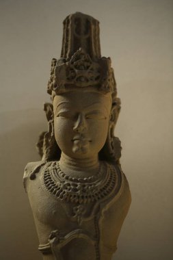 Vishnu, MS 10. yüzyıl, Vaishnav tarikatı, Kalchurian dönemi Jabalpur, Madhya Pradesh, Hindistan 'da bulundu.  