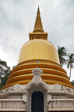 Dünya mirası Dambulla, M.Ö. 1. yüzyılın üç kaya kesimli tapınağı, Sri Lanka 