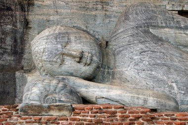 Buddha 'nın yaslanmış heykeli, Dünya Mirası alanı, antik Polonnaruwa şehri, Sri Lanka