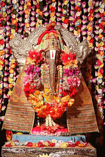 stock image Indian festival Ganesh chaturthi celebration clay idol of ganpati elephant headed god, Bombay Mumbai, Maharashtra, India 