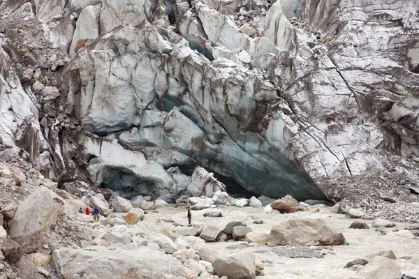 Gaumukh nehri Ganga Gangotri Uttarakhand Hindistan Asya