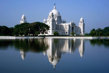 Victoria Memorial yansıması gölette, Kalküta Kolkata, Batı Bengal, Hindistan, 10 _ Ekim _ 2009