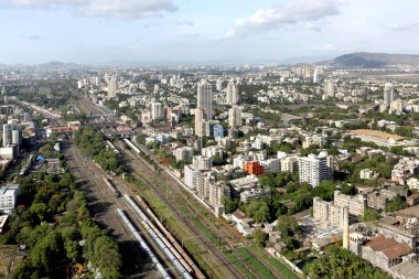 Bombay Mumbai, Maharashtra, Hindistan demiryolu hatları ile dadar ve matunga hava manzarası 