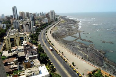 Bombay Mumbai, Maharashtra, Hindistan 'daki Worli Sea Face' in hava manzarası.