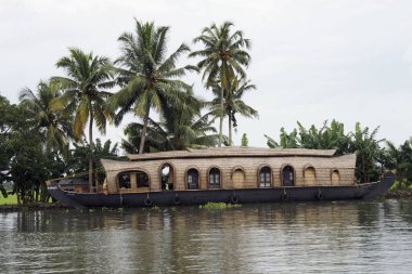 Ev teknesi, Alappuzha Kottayam su yolu, Kerala, Hindistan 