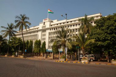 Mantralaya ofis bandının boş yolu Balasaheb thackeray mumbai maharashtra Hindistan 'ın ölümü nedeniyle 