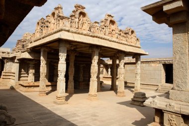 Ramchandra Tapınağı, Hazara Rama, Hampi, Vijayanagar, UNESCO Dünya Mirası alanı, Deccan Platosu, Taluka Hastanesi, Bellary Bölgesi, Karnataka, Hindistan