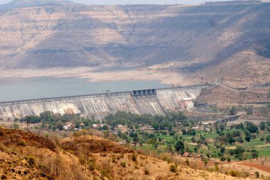 Pune Bölgesi 'ndeki Dimba Barajı, Maharashtra, Hindistan 