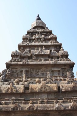 Tanrılara adanmış kıyı tapınağı Vishnu ve Shiva yaklaşık 700 _ 728, Mahabalipuram, District Chengalpattu, Tamil Nadu, Hindistan UNESCO Dünya Mirası Alanı inşa etti.