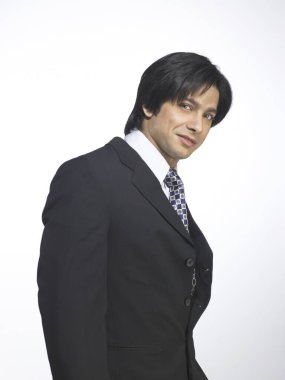 Güney Asyalı yönetici stil olarak ayakta duruyor