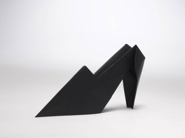 Kağıttan yapılmış el yapımı kadın ayakkabıları, origami, Hindistan