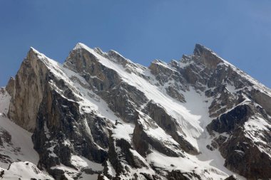 Karla kaplı Gangotri Uttarakhand Dağı Hindistan Asya