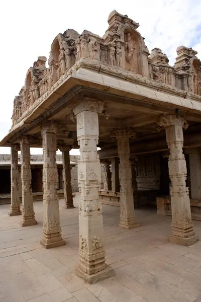 Ramchandra Tapınağı, Hazara Rama, Hampi, Vijayanagar, UNESCO Dünya Mirası alanı, Deccan Platosu, Taluka Hastanesi, Bellary Bölgesi, Karnataka, Hindistan
