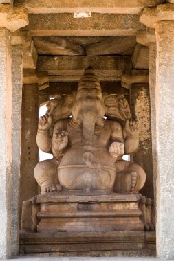 Sasivekalu Ganesha heykeli Hampi, Karnataka, Hindistan 'da 