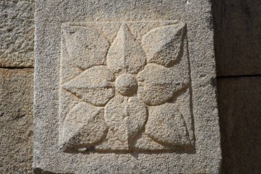 Vitthala Tapınağı kompleksi, Hampi, Vijayanagar, UNESCO Dünya Mirası, Deccan Platosu, Taluka Hastanesi, Bellary Bölgesi, Karnataka, Hindistan 'da oyulmuş Lotus.