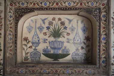 Itimad _ ud _ Daula mezarı, Agra, Uttar Pradesh, Hindistan 'da Avrupa renkli yarı değerli taşlar yerleştirme tekniği