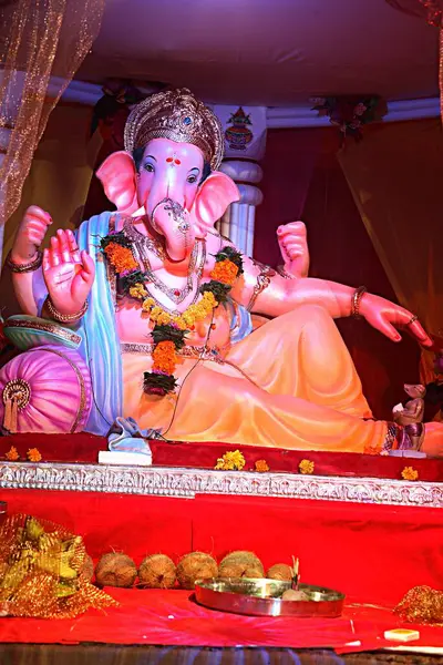 stock image Indian festival Ganesh chaturthi celebration clay idol of ganpati elephant headed god, Bombay Mumbai, Maharashtra, India 