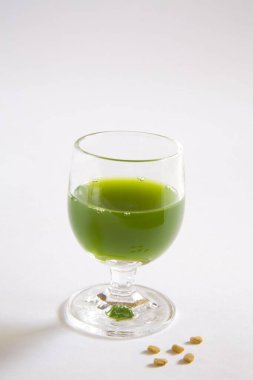 Çemen ağacı suyu, metika rusu, Hindistan