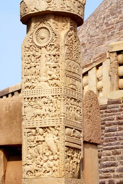 stock image Details of South west pillar of south gateway of stupa 1, Sanchi near Bhopal, Madhya Pradesh, India 