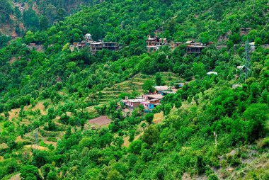 Köy tepesi Jammu Srinagar yolu Jammu & Kaşmir Hindistan Asya 