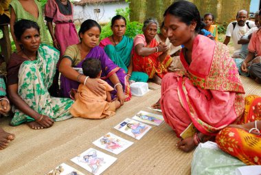 Çocuk doğumu eğitimi; Chakradharpur; Jharkhand; Hindistan HAYIR