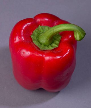 Bir kırmızı acılı baharatlı sebzeli Capsicum.