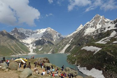Pilgrim sheshnag Gölü, amarnath yatra, Jammu Kashmir, Hindistan, Asya