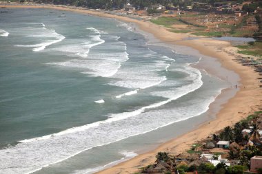 Vishakhapatnam, Andhra Pradesh, Hindistan 'daki Ramkrishna ya da r k plajının havadan görüntüsü 