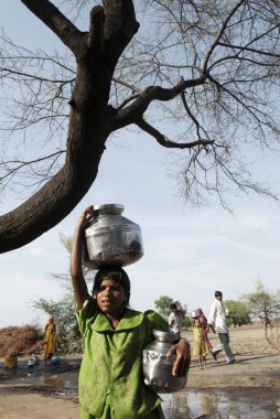 Su kıtlığı ve göç; Marathwada; Maharashtra; Hindistan