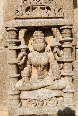 Sas Bahu tapınağına oyulmuş heykel; Kumbhalgarh; Rajasthan; Hindistan