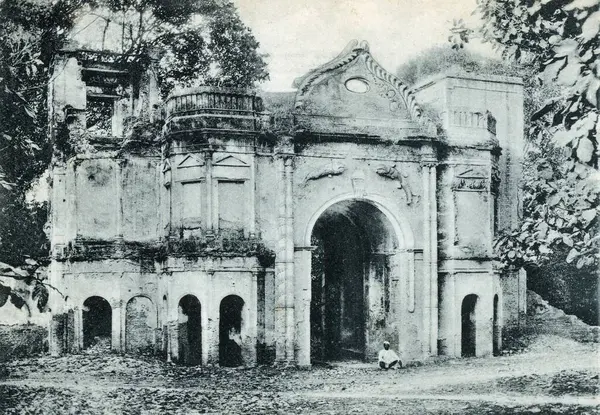 Stock image Old picture of the Secunderabad gate mutiny of 1857 at Lucknow ; Uttar Pradesh ; India