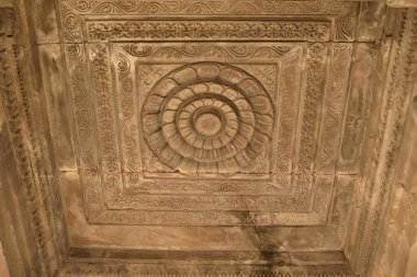 Ghantai tapınağının tavanı, Khajuraho, Madhya Pradesh, Hindistan Asya