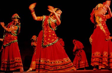 Halk dansları, garba klasik dans, gujarat, Hindistan 