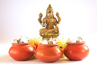 Hint tanrıçası Shree Lakshmi, şans tanrıçası, ihtişam ve zenginlik, madeni paralı tencere, Hindistan