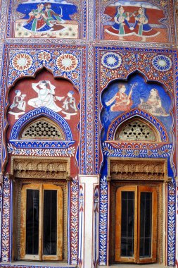 Haveli jharokha, Fatehpur Shekhawati, Rajasthan, Hindistan 'da tahta oyma 