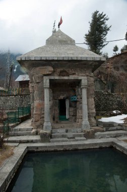 Mammal, shiva temple, pahalgam, kashmir, india, asia  clipart